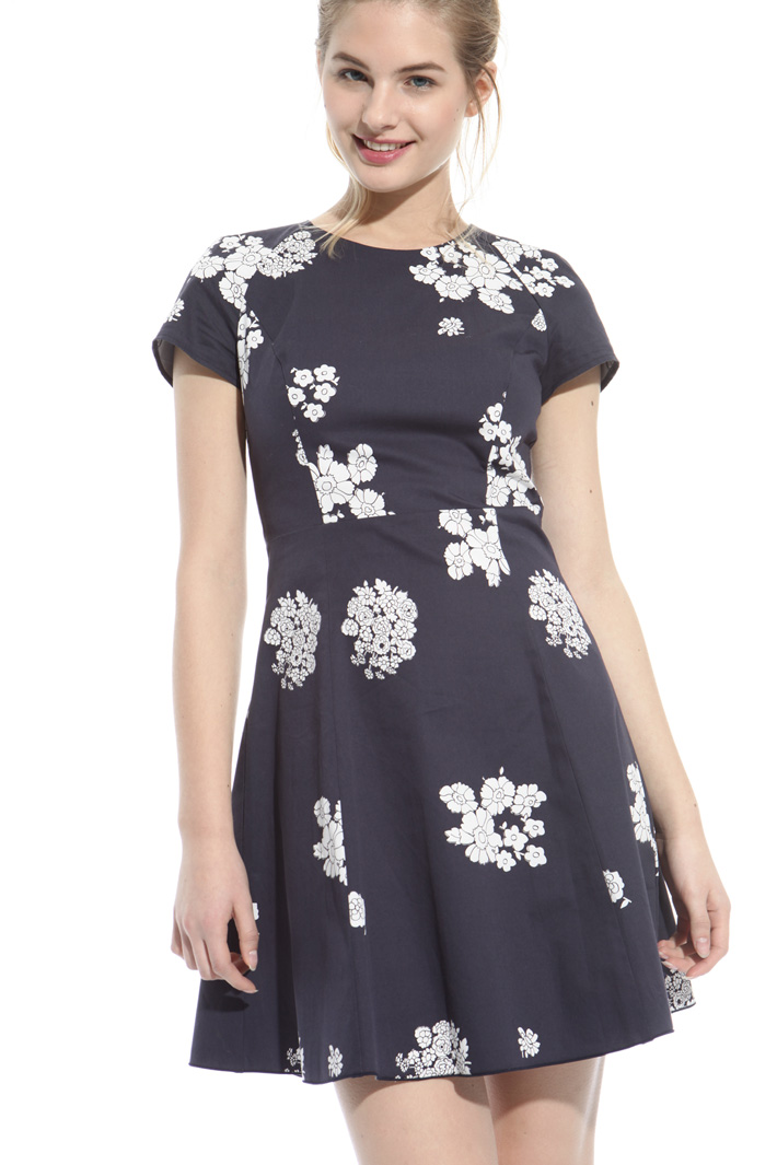 Poplin corolla dress Intrend Poplin corolla dress Intrend