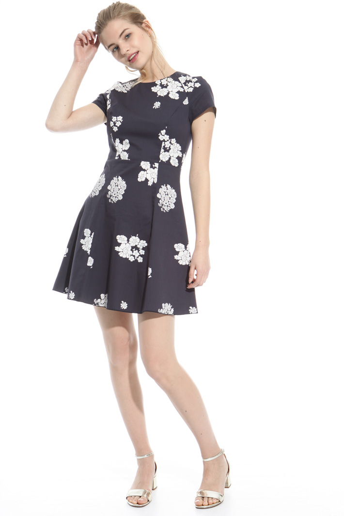 Poplin corolla dress Intrend Poplin corolla dress Intrend