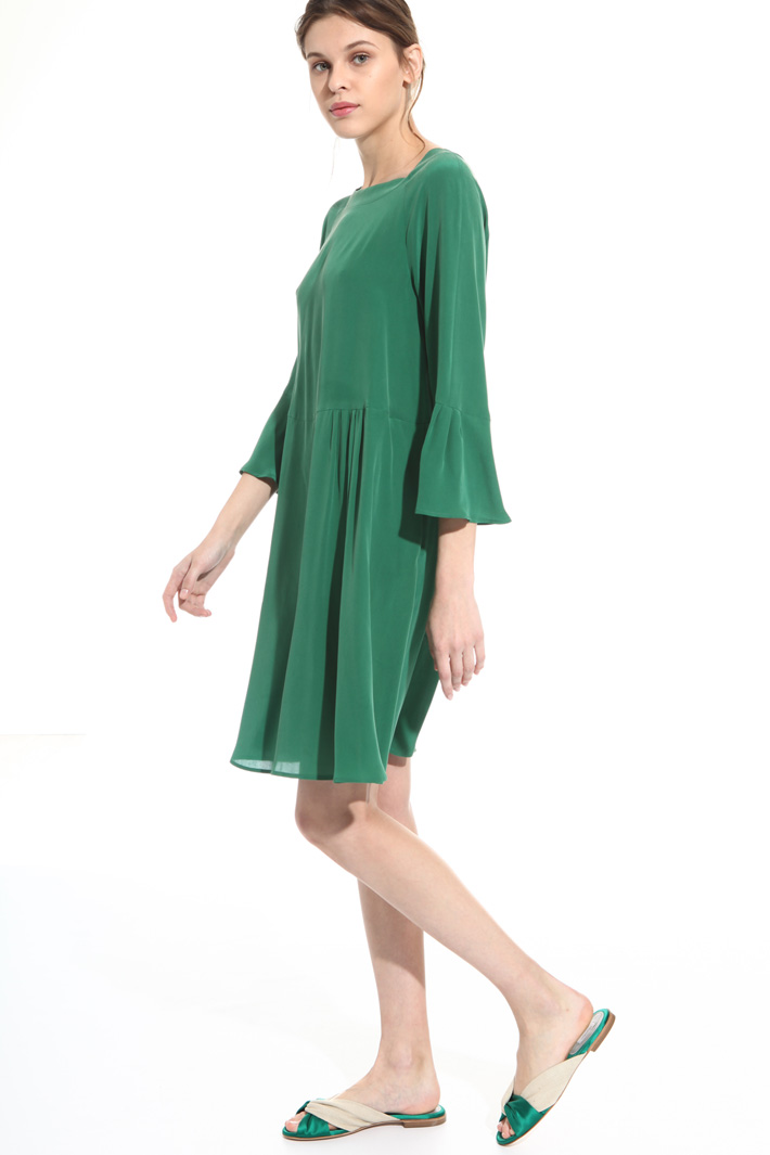 Washed silk dress
Intrend Washed silk dress
Intrend