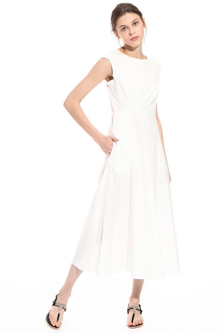 Pure cotton midi dress
Intrend Pure cotton midi dress
Intrend