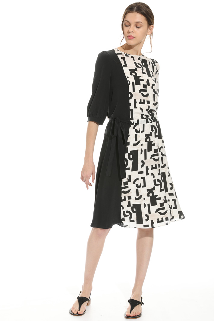 Printed silk dress Intrend Printed silk dress Intrend