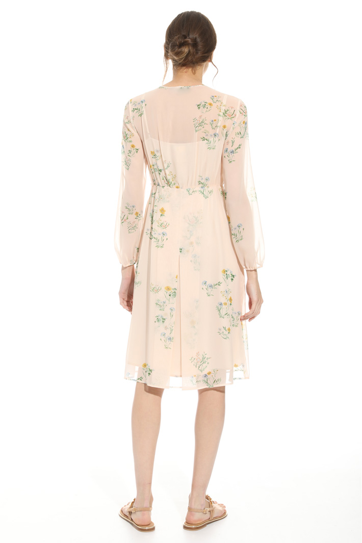 Printed silk dress
Intrend Printed silk dress
Intrend