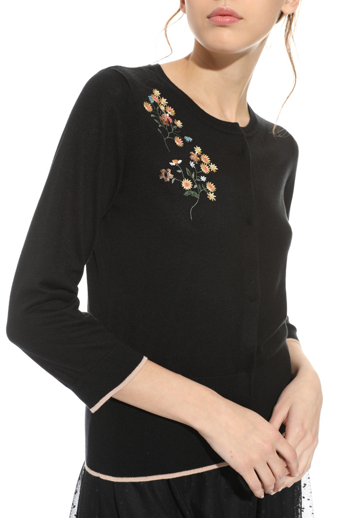 Cardigan con ricamo Intrend Cardigan con ricamo Intrend