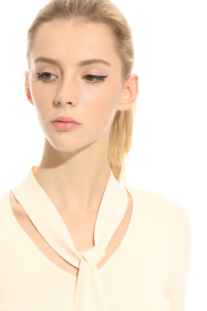 Maglia con collo a sciarpa Intrend Maglia con collo a sciarpa Intrend