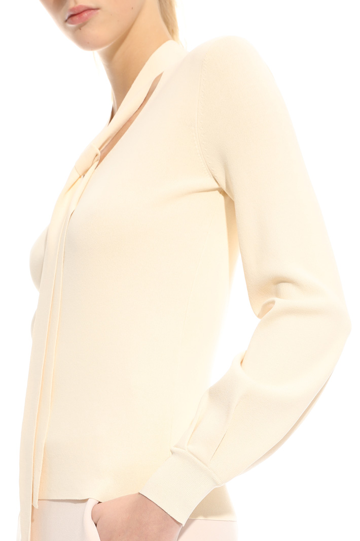 Maglia con collo a sciarpa Intrend Maglia con collo a sciarpa Intrend