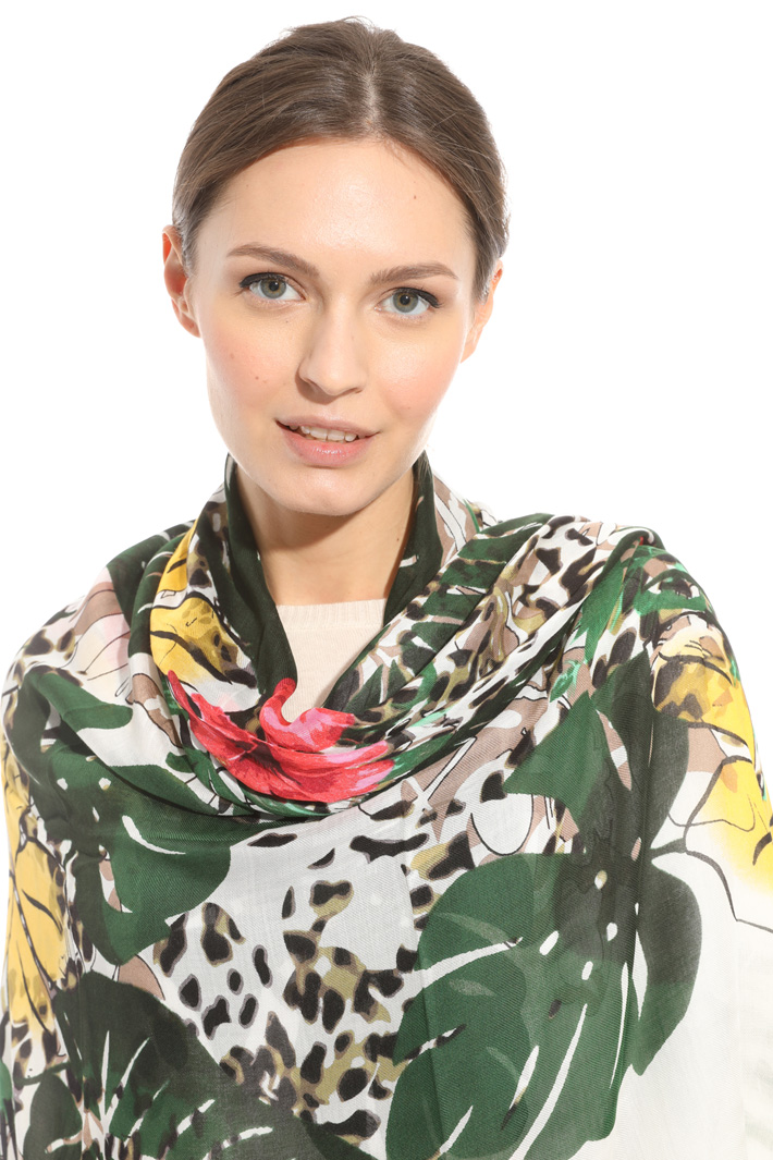 Printed squared scarf Diffusione Tessile Printed squared scarf Diffusione Tessile