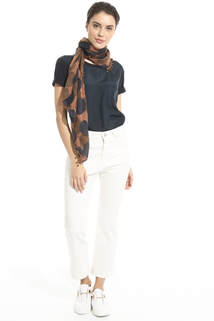 Stola con pom-pom Intrend Stola con pom-pom Intrend