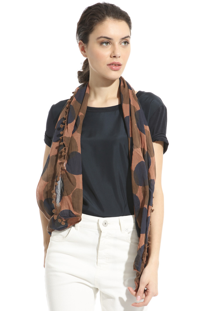 Stola con pom-pom Intrend Stola con pom-pom Intrend