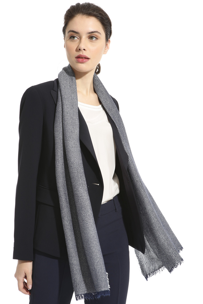 Soft viscose blend scarf Intrend Soft viscose blend scarf Intrend