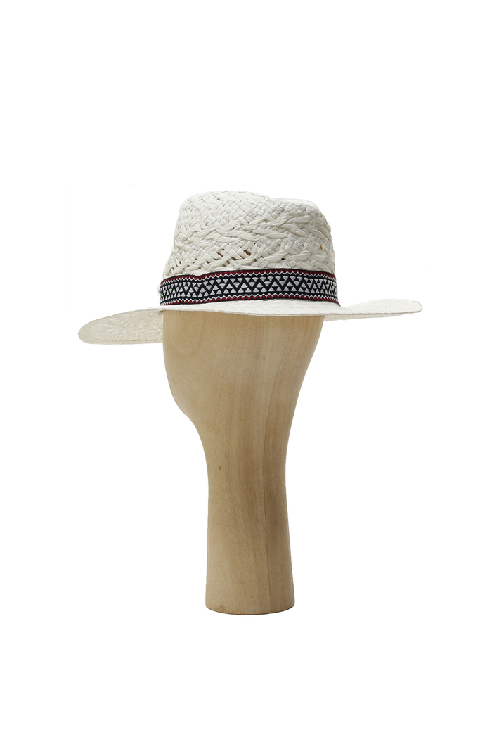 Jacquard ribbon hat Intrend Jacquard ribbon hat Intrend