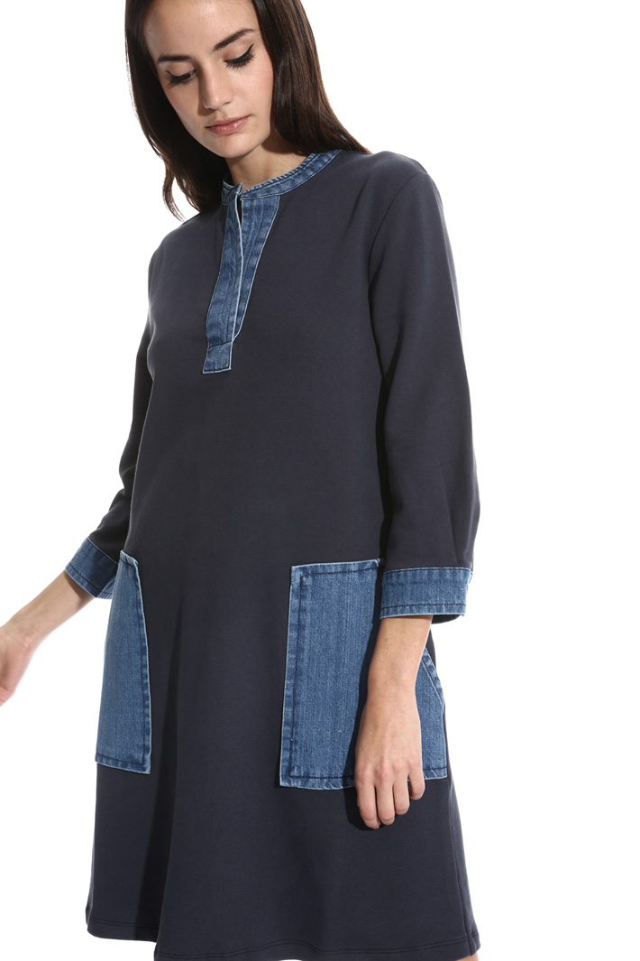 Abito in felpa e denim Intrend Abito in felpa e denim Intrend