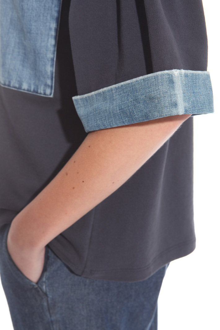 Cotton fleece top
Intrend Cotton fleece top
Intrend