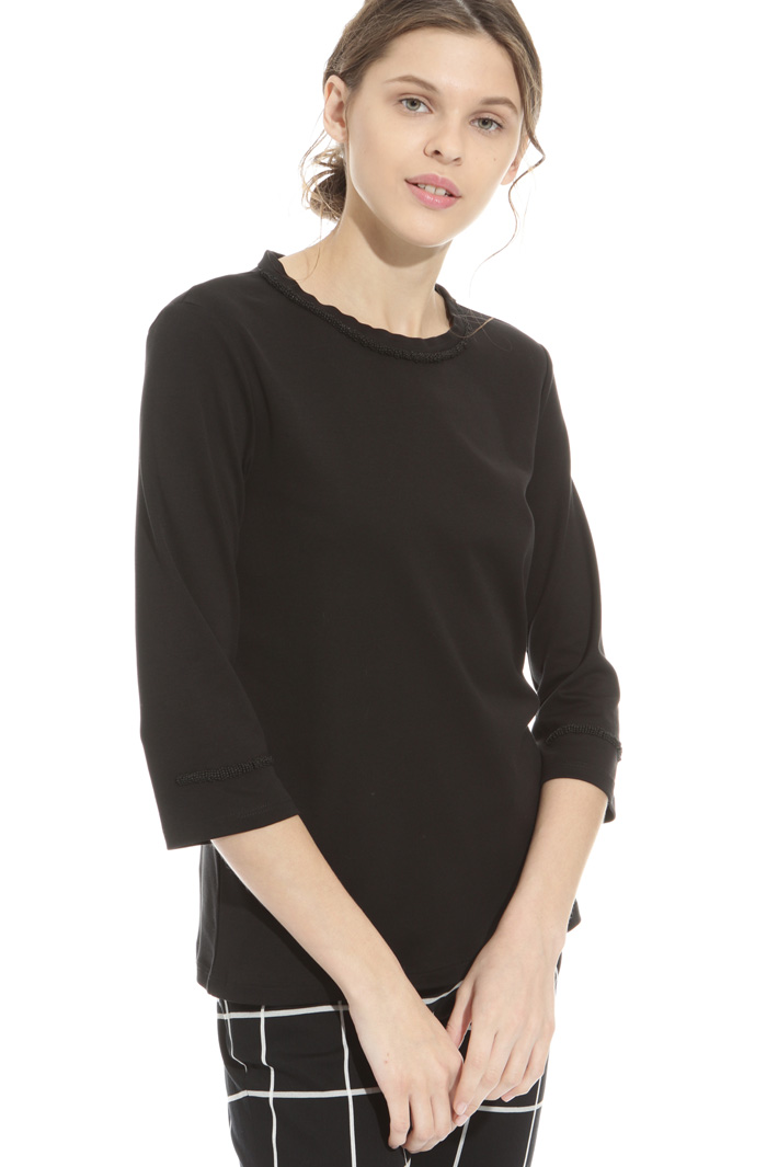 T-shirt con ricamo Intrend T-shirt con ricamo Intrend