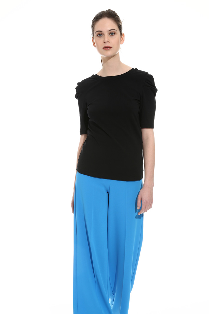 T-shirt con maniche a sbuffo Intrend T-shirt con maniche a sbuffo Intrend