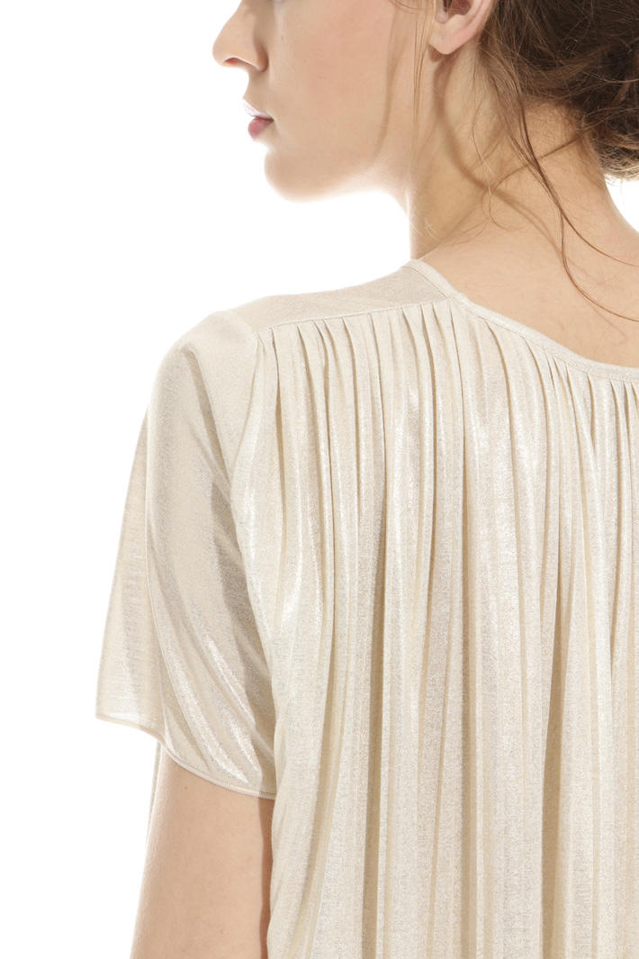 T-shirt con retro plissé Intrend T-shirt con retro plissé Intrend