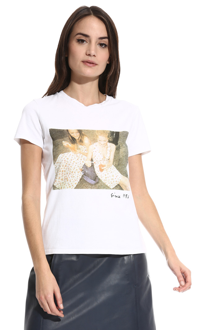 T-shirt in jersey di cotone Intrend T-shirt in jersey di cotone Intrend