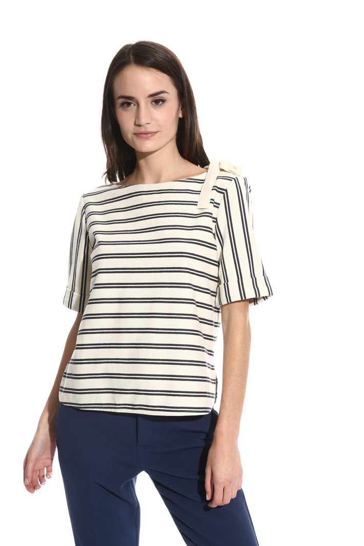 T-shirt in jersey chevron Intrend T-shirt in jersey chevron Intrend