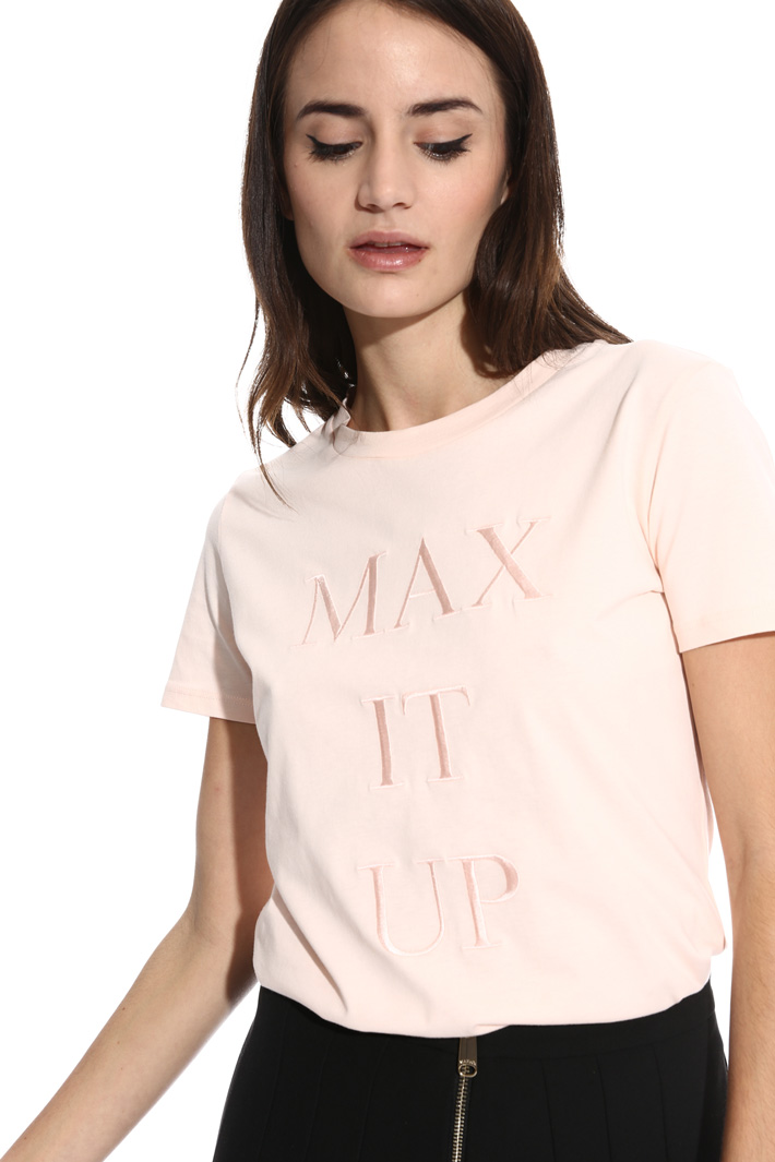 Crew-neck cotton T-shirt
Intrend Crew-neck cotton T-shirt
Intrend