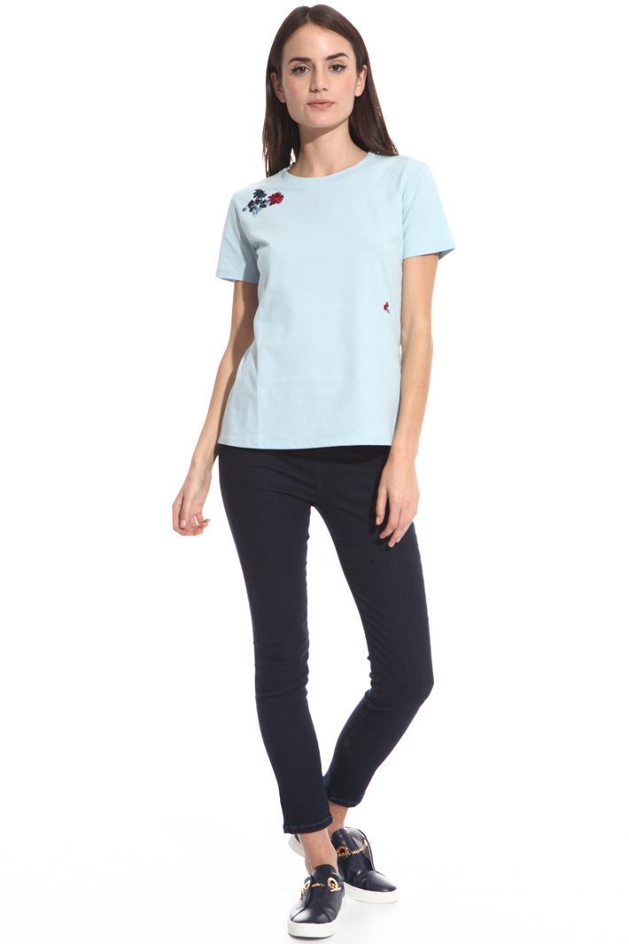 T-shirt girocollo in cotone Intrend T-shirt girocollo in cotone Intrend