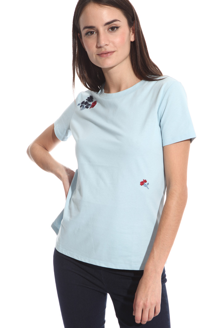 T-shirt girocollo in cotone Intrend T-shirt girocollo in cotone Intrend