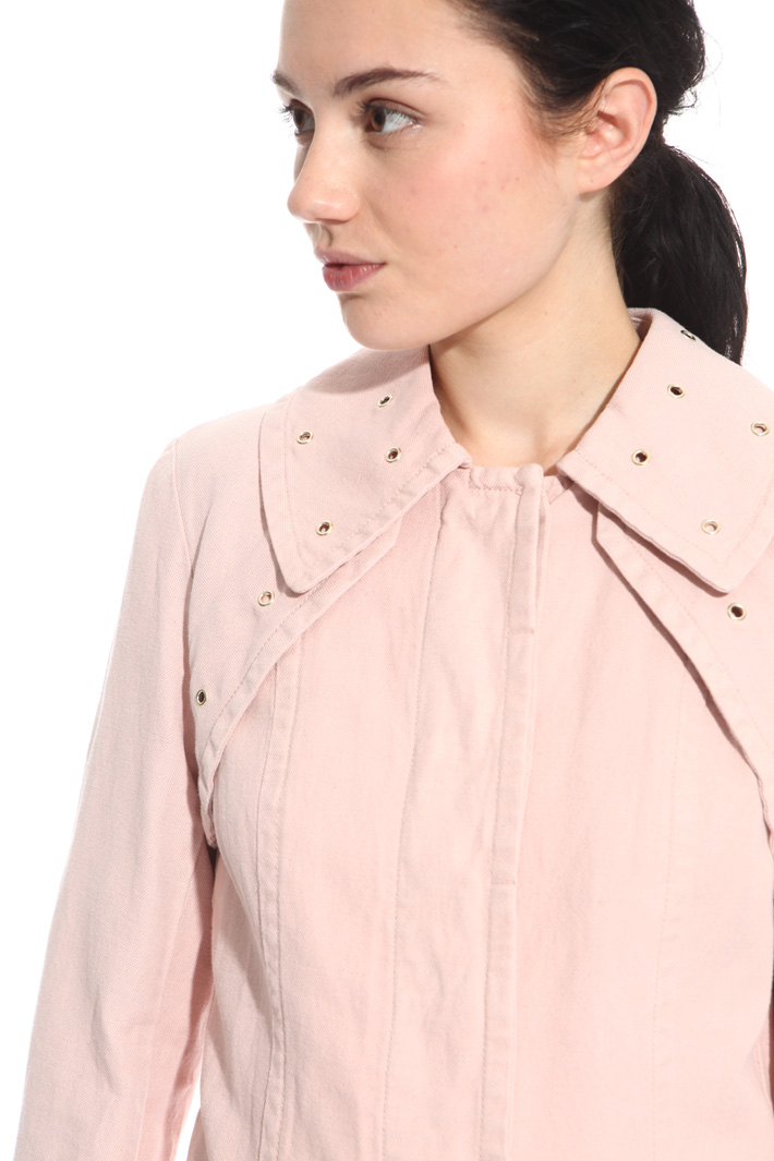 Trench con occhielli metallici Intrend Trench con occhielli metallici Intrend