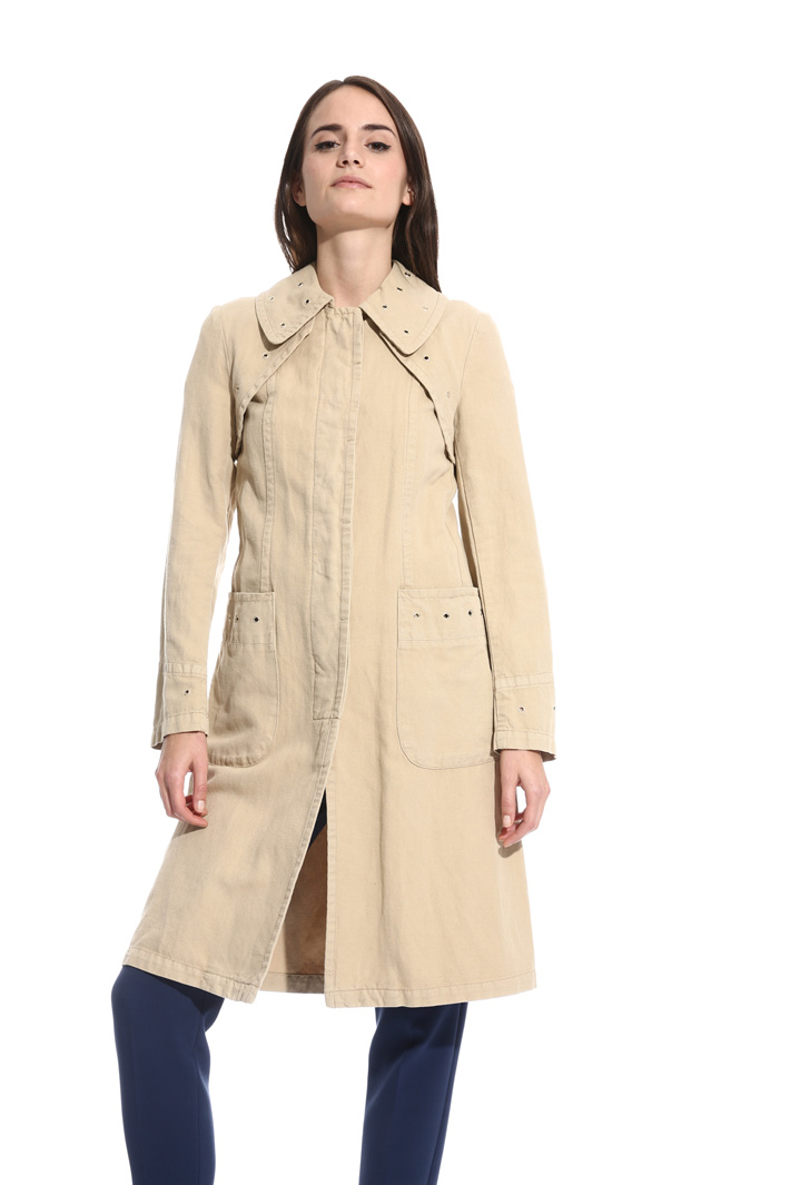 Trench with metal eyelets Intrend Trench with metal eyelets Intrend