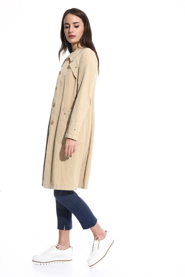 Trench with metal eyelets Intrend Trench with metal eyelets Intrend