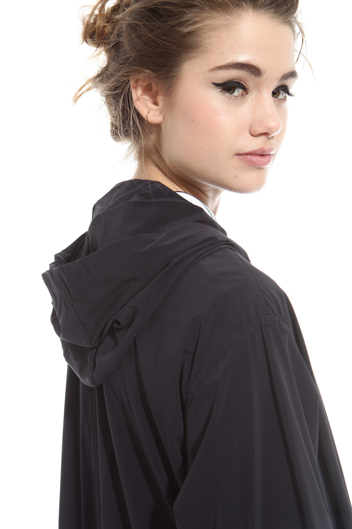Hooded rain coat Intrend Hooded rain coat Intrend