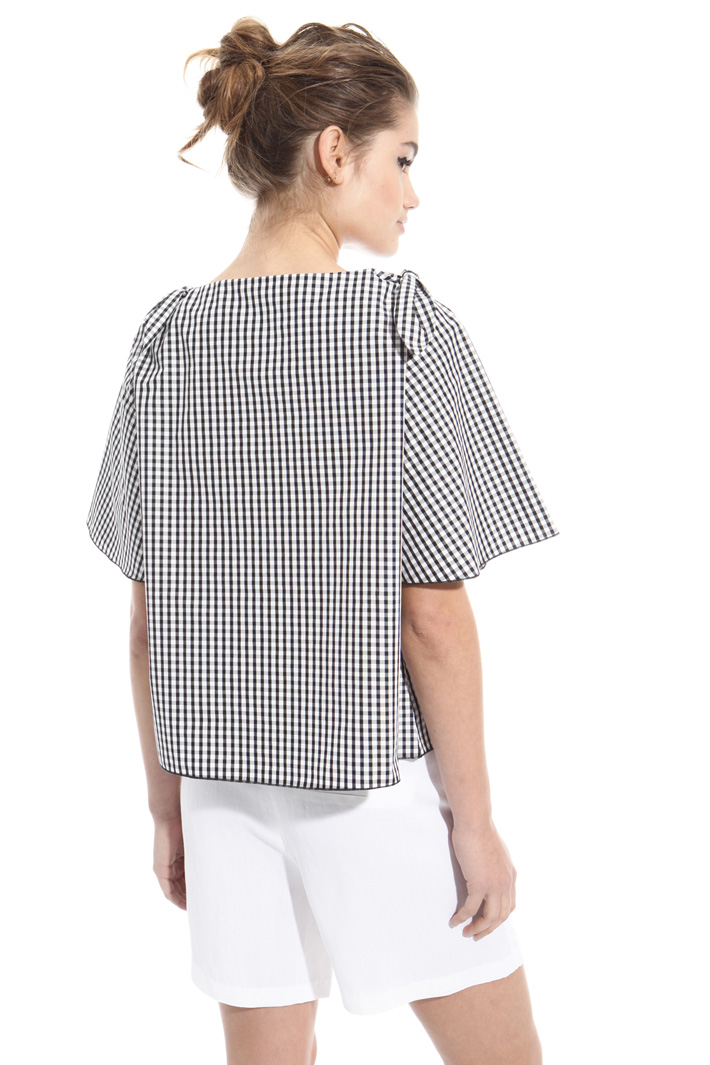 Boxy-fit poplin top Intrend Boxy-fit poplin top Intrend