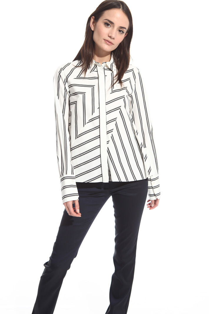Camicia stampata a righe Intrend Camicia stampata a righe Intrend