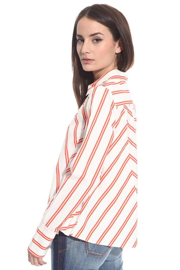 Camicia stampata a righe Intrend Camicia stampata a righe Intrend