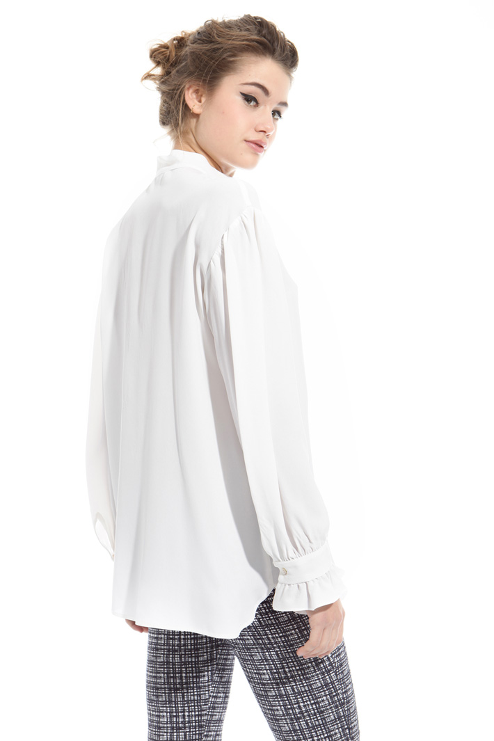 Jabot silk blouse Intrend Jabot silk blouse Intrend