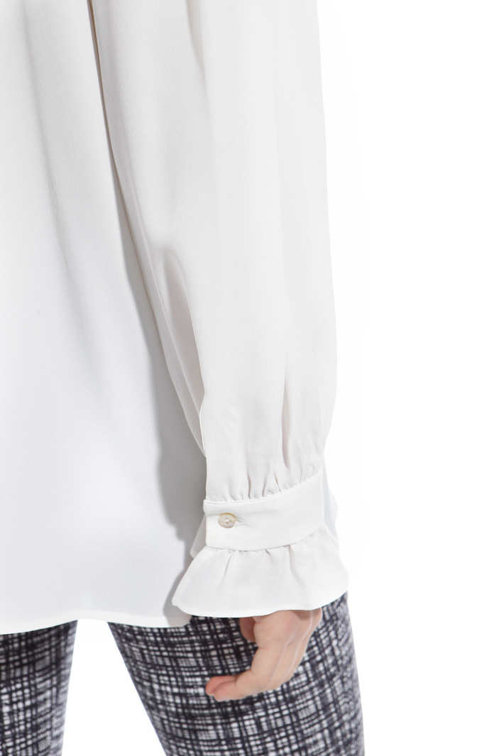 Jabot silk blouse Intrend Jabot silk blouse Intrend