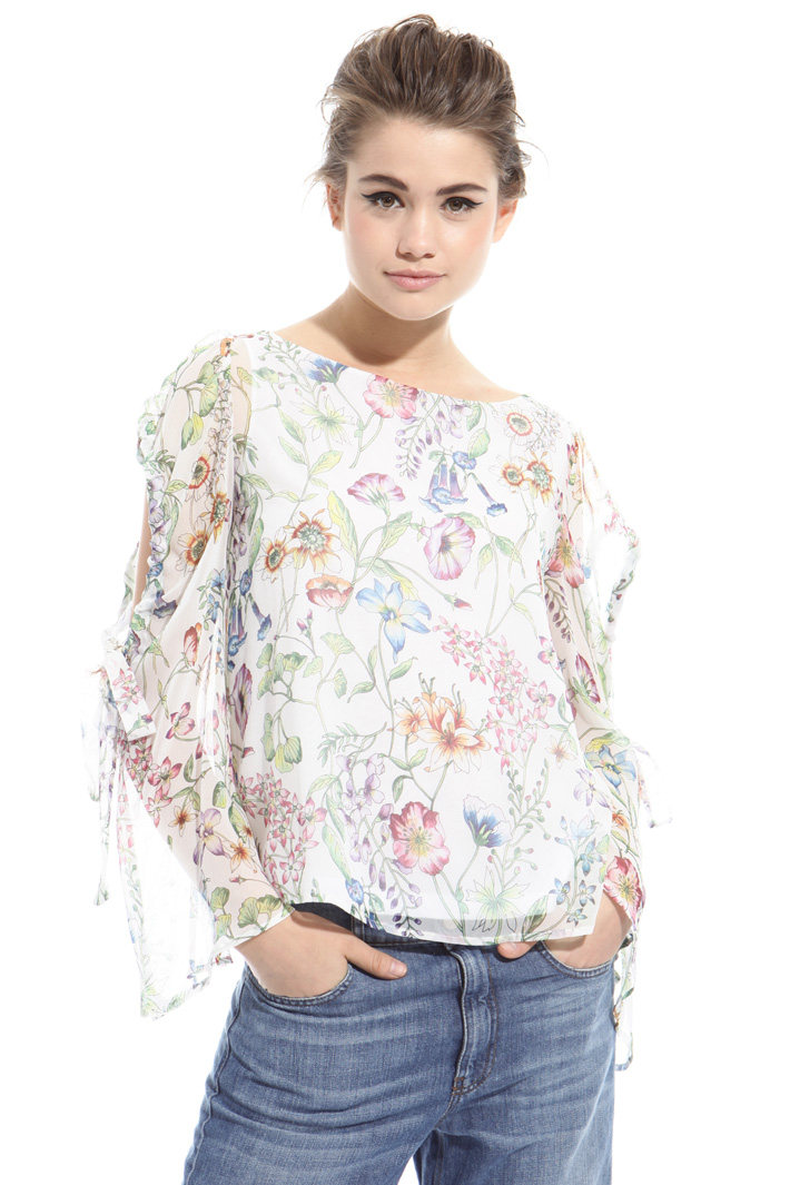 Blusa con cut-out Intrend Blusa con cut-out Intrend