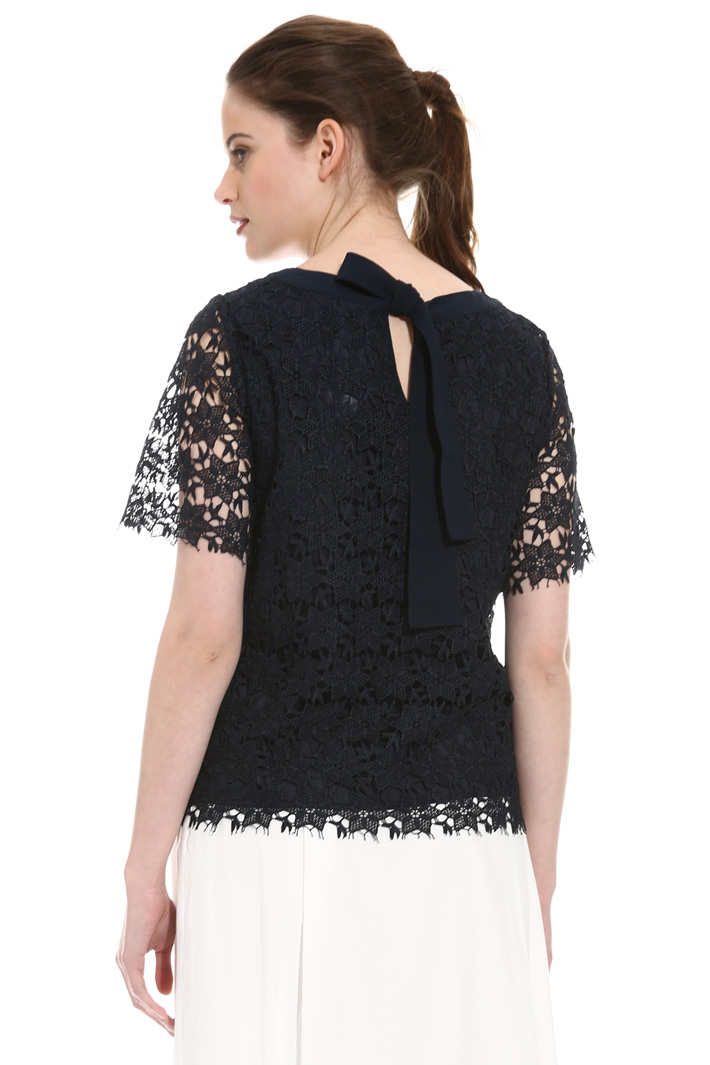 Macramé lace top
Intrend Macramé lace top
Intrend