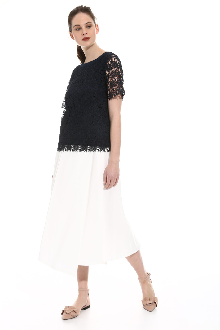 Macramé lace top
Intrend Macramé lace top
Intrend