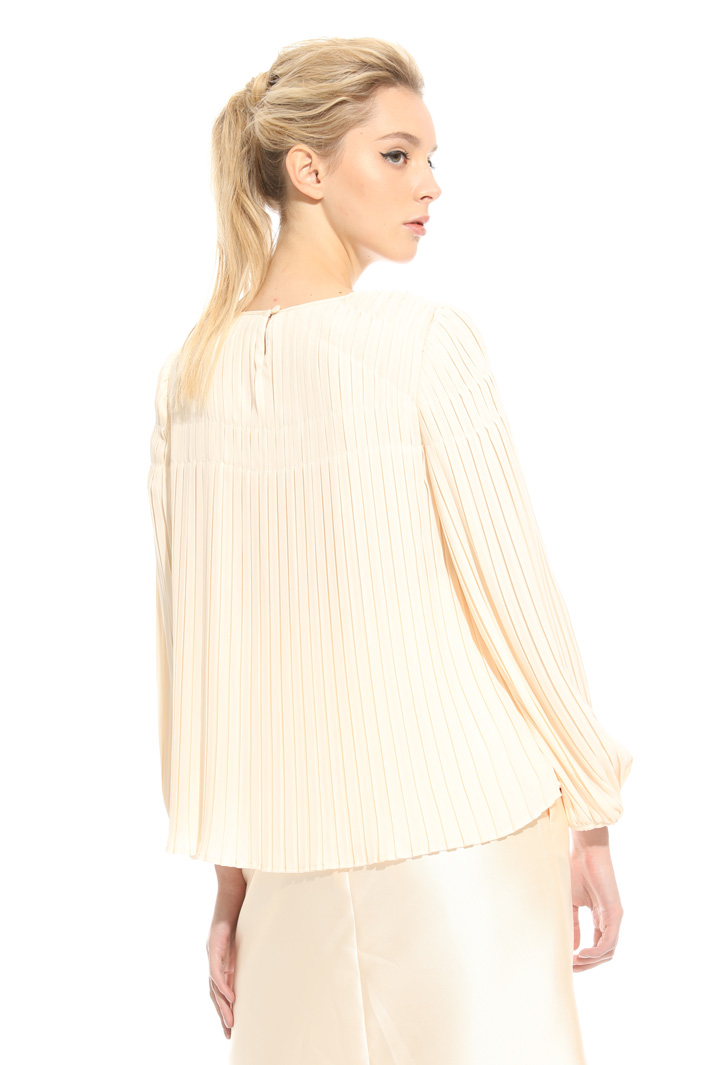 Blusa in fluido plissé Intrend Blusa in fluido plissé Intrend