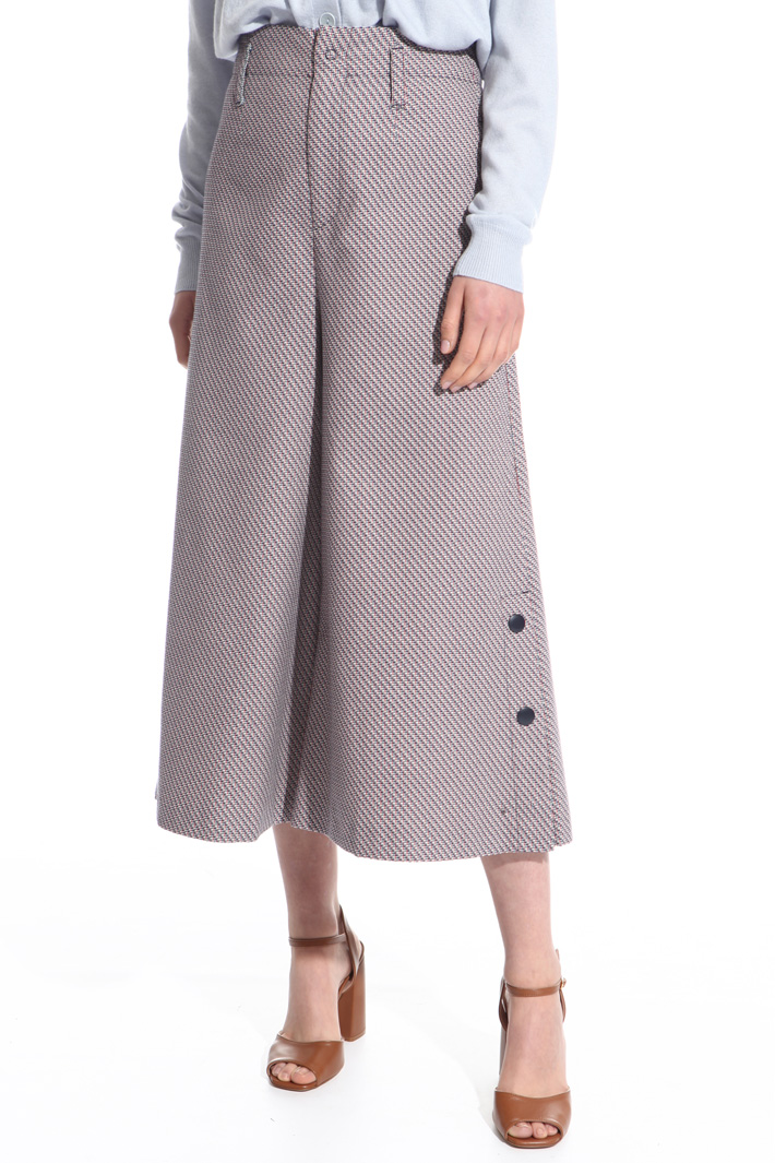 Pantalone cropped con bottoni Intrend Pantalone cropped con bottoni Intrend