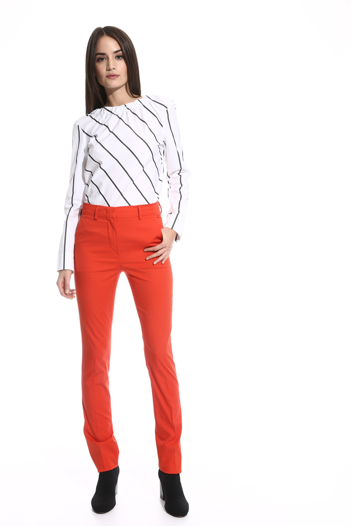 Pantalone sigaretta in cotone Intrend Pantalone sigaretta in cotone Intrend