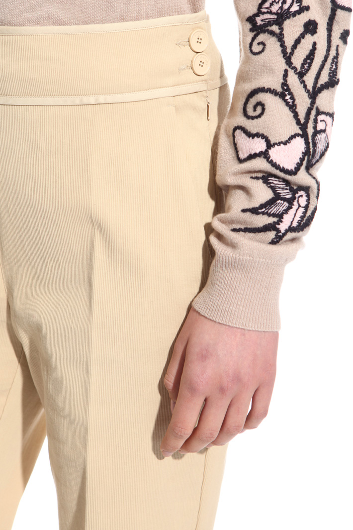 Pantalone in cotone cannetté Intrend Pantalone in cotone cannetté Intrend