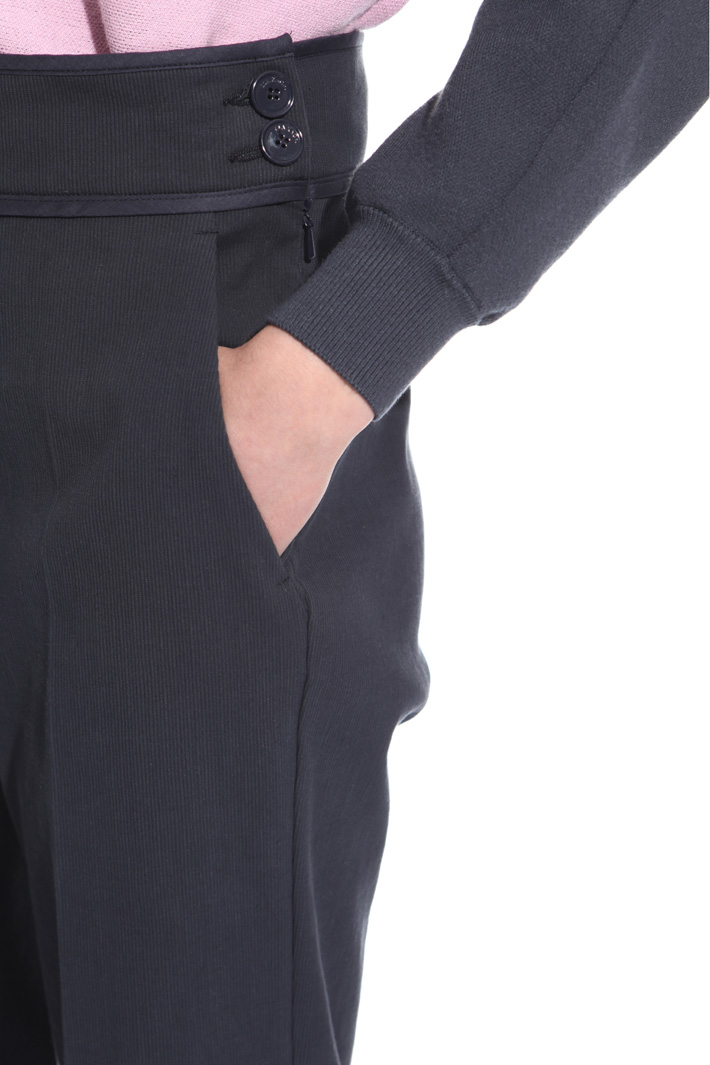 Pantalone in cotone cannetté Intrend Pantalone in cotone cannetté Intrend