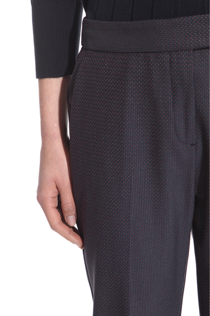 Pantaloni con micro fantasia Intrend Pantaloni con micro fantasia Intrend