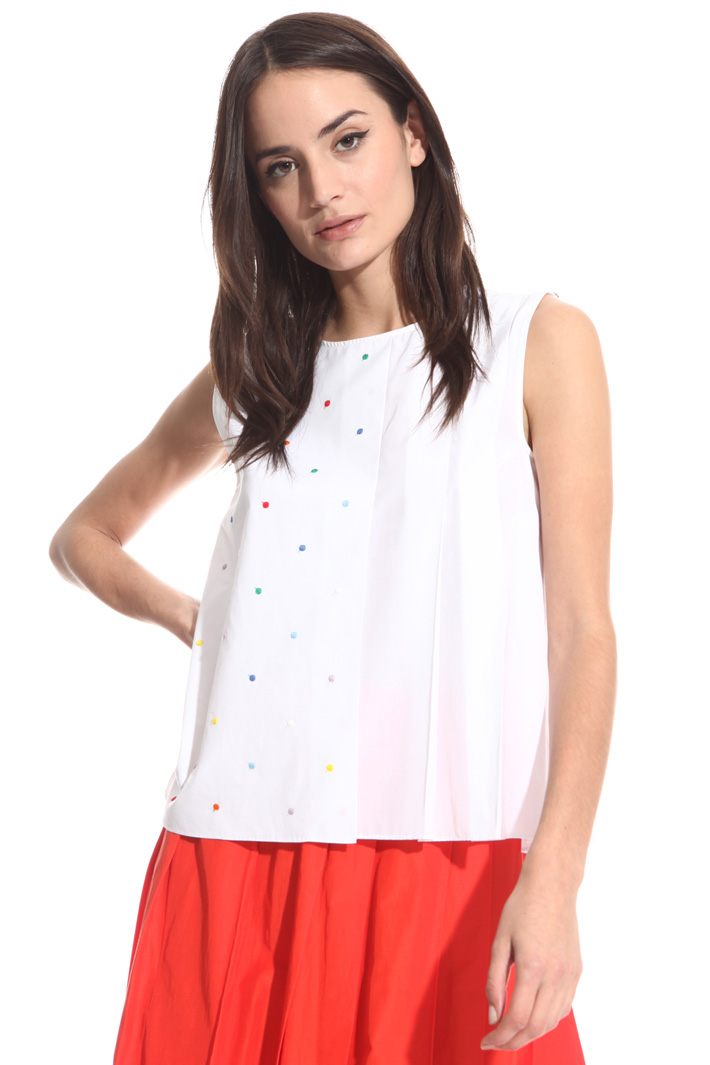 Top con ricamo in filo Intrend Top con ricamo in filo Intrend