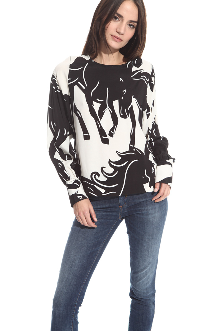 Blusa in viscosa marocaine Intrend Blusa in viscosa marocaine Intrend