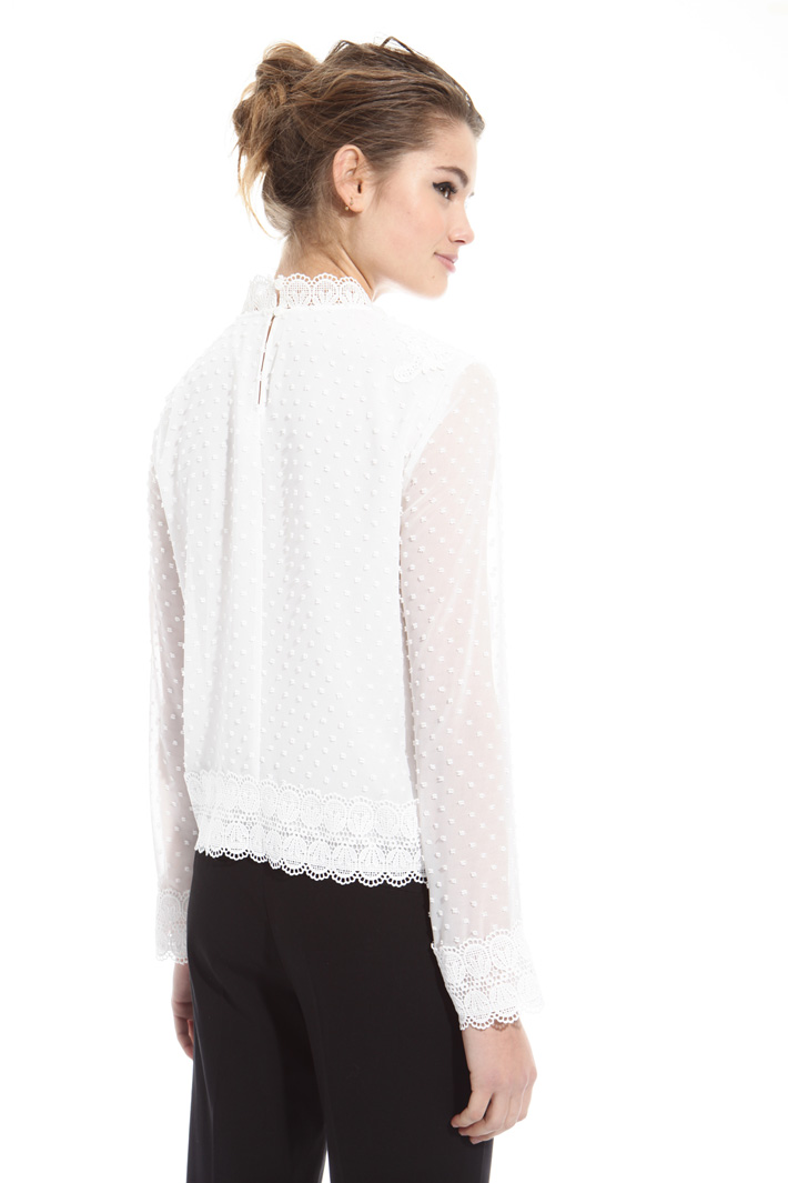 Casacca con dettagli macramé Intrend Casacca con dettagli macramé Intrend