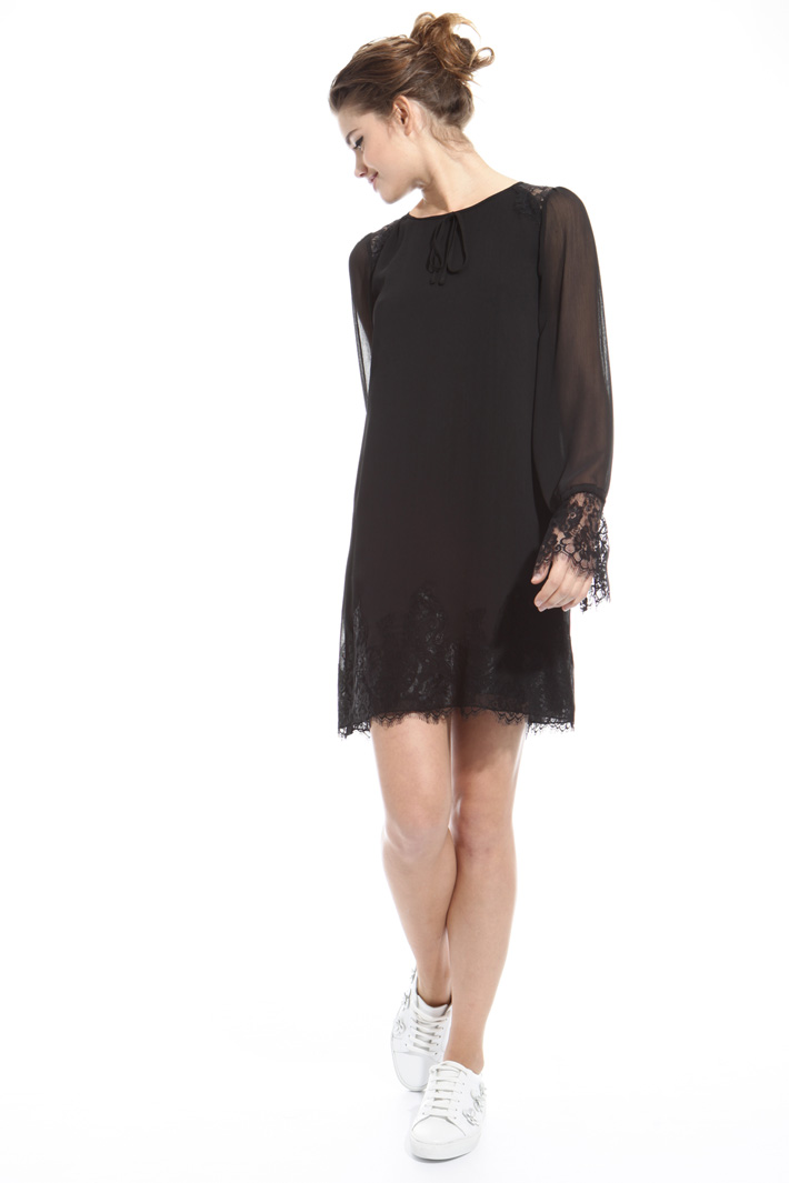 Abito in georgette con pizzo Intrend Abito in georgette con pizzo Intrend