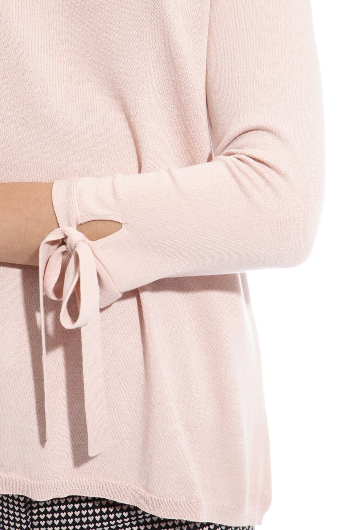 Maglia svasata con fiocchi Intrend Maglia svasata con fiocchi Intrend