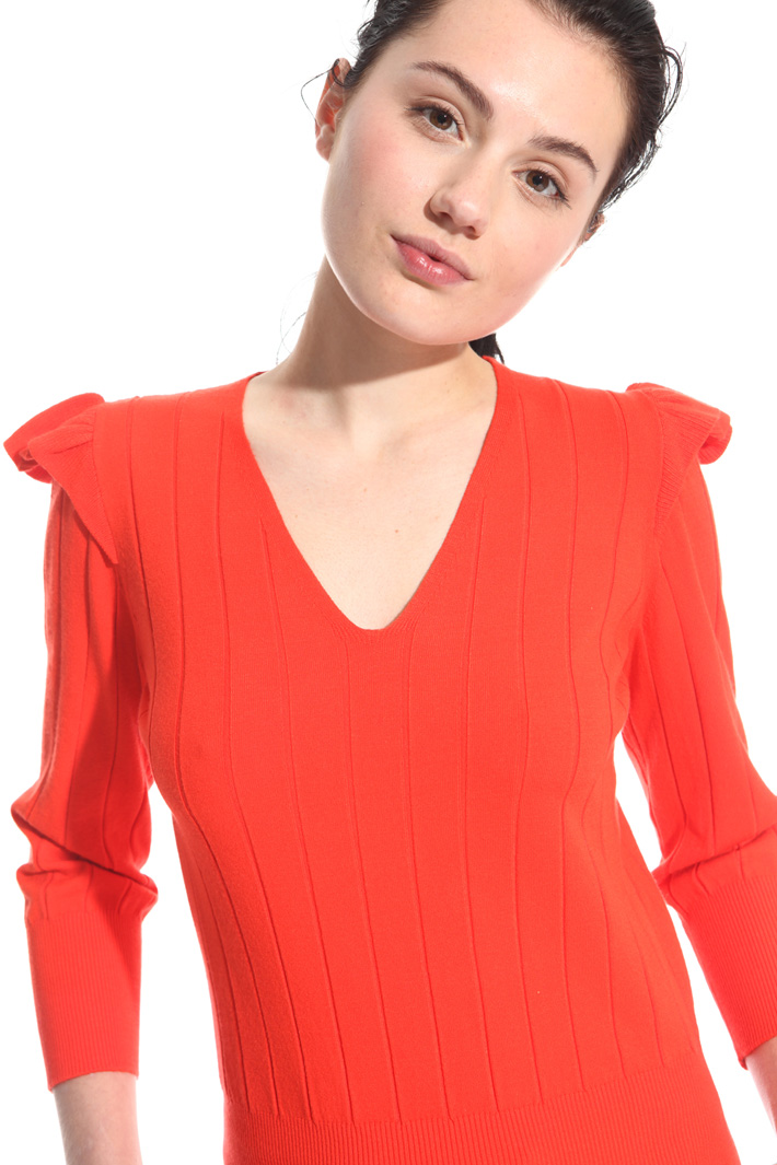 Maglia con volant sulle spalle Intrend Maglia con volant sulle spalle Intrend