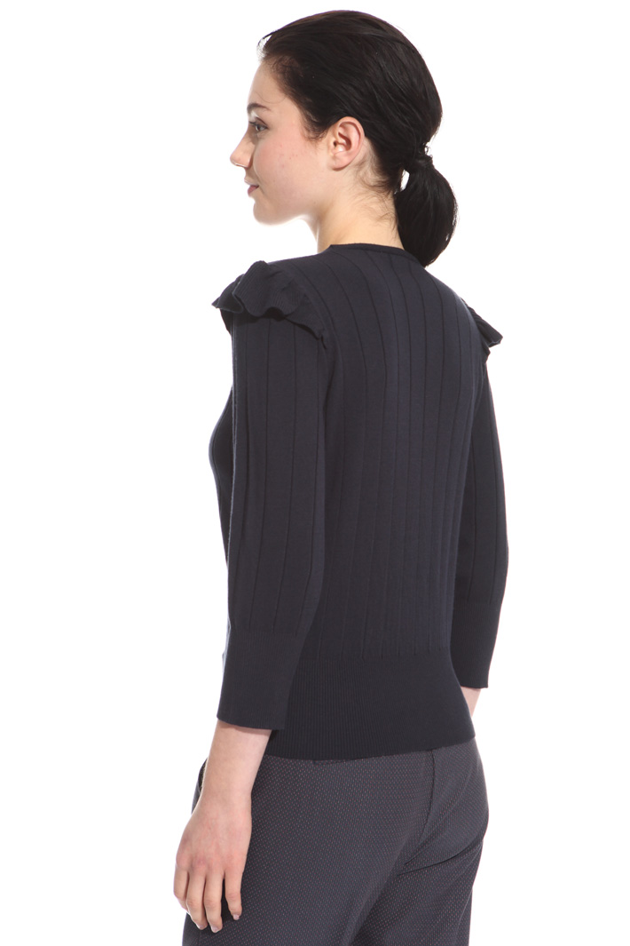Maglia con volant sulle spalle Intrend Maglia con volant sulle spalle Intrend
