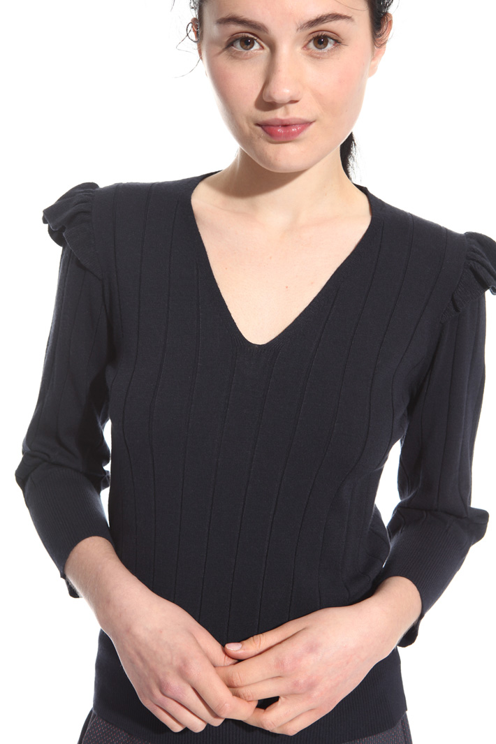 Maglia con volant sulle spalle Intrend Maglia con volant sulle spalle Intrend